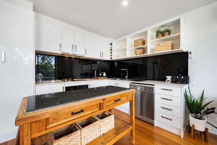 Fifth view of Homely apartment listing, 102/633 Centre Road, Bentleigh East VIC 3165