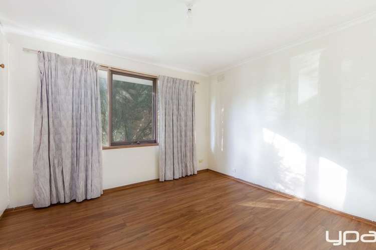 Fourth view of Homely house listing, 15 Hoban Close, Keilor Downs VIC 3038