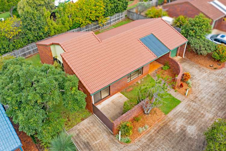 Main view of Homely townhouse listing, 2/102A Passage Street, Cleveland QLD 4163