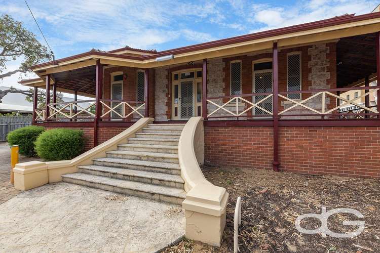 96 Hampton Road, Fremantle WA 6160