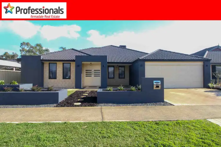 37 Greenshank Road
