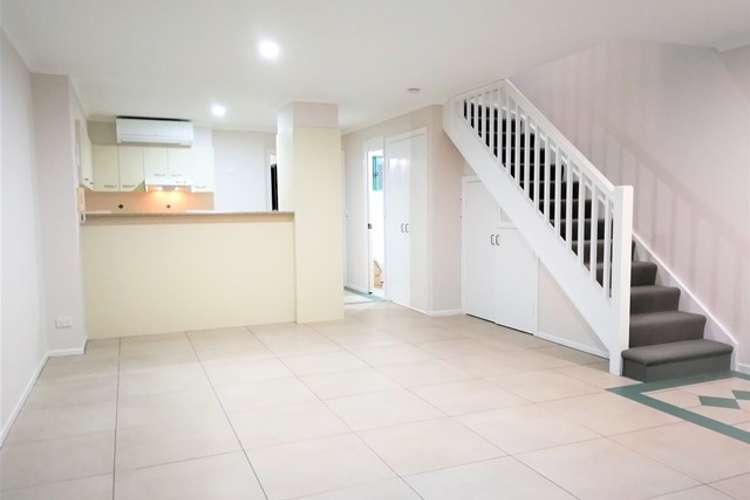 Second view of Homely apartment listing, 5/108 Victoria Street, Spring Hill QLD 4000