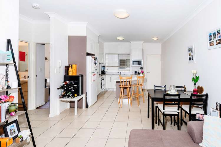 Third view of Homely apartment listing, 3/298 Cavendish Road, Coorparoo QLD 4151