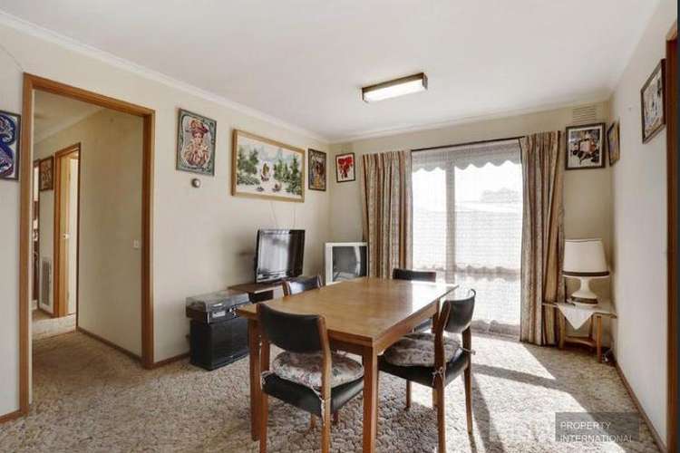 Fourth view of Homely house listing, 1/9 Pamay Road, Mount Waverley VIC 3149