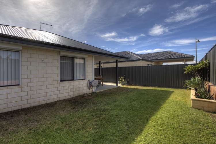 Sixth view of Homely house listing, 40 Claystone Loop, Piara Waters WA 6112
