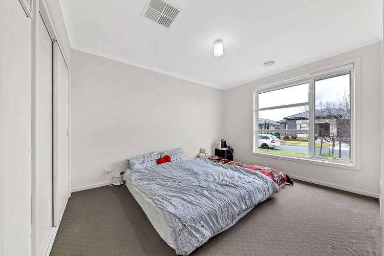 Fifth view of Homely house listing, 15 Elgata Way, Werribee VIC 3030