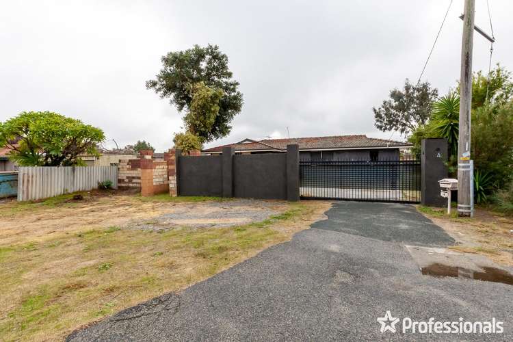 Main view of Homely house listing, 4 Chamberlain Way, Armadale WA 6112