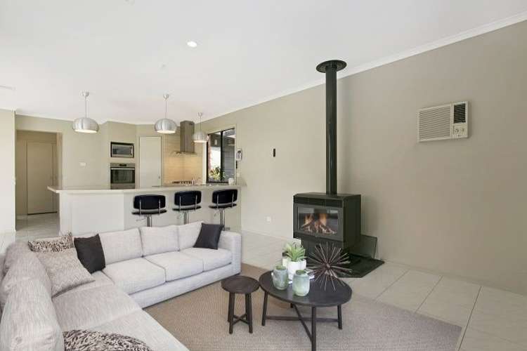 Third view of Homely house listing, 17 Daphne Way, Cranbourne North VIC 3977