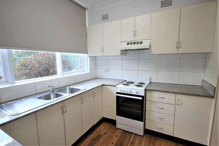 Fourth view of Homely apartment listing, 2/6 Queens Avenue, Kogarah NSW 2217