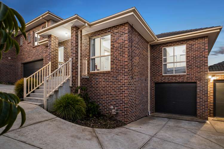 Main view of Homely unit listing, 2/33 Portchester Boulevard, Beaconsfield VIC 3807