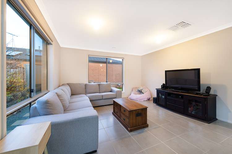 Sixth view of Homely house listing, 2 Elysian Place, Cranbourne West VIC 3977