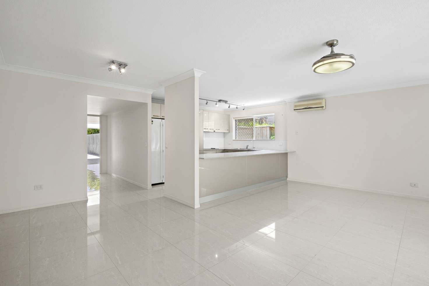 Main view of Homely apartment listing, 4/156 Surf Parade, Broadbeach QLD 4218