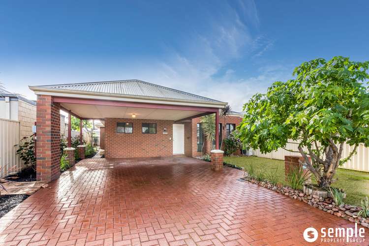 Second view of Homely house listing, 7 Monarch Gate, Success WA 6164