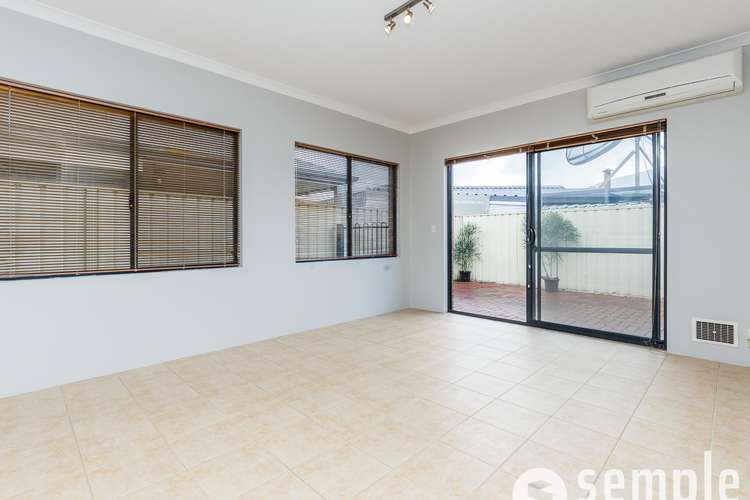 Fifth view of Homely house listing, 7 Monarch Gate, Success WA 6164