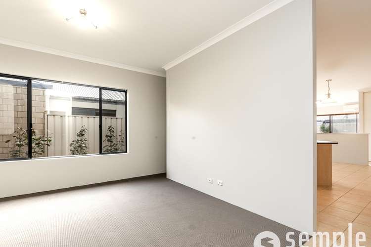 Seventh view of Homely house listing, 7 Monarch Gate, Success WA 6164