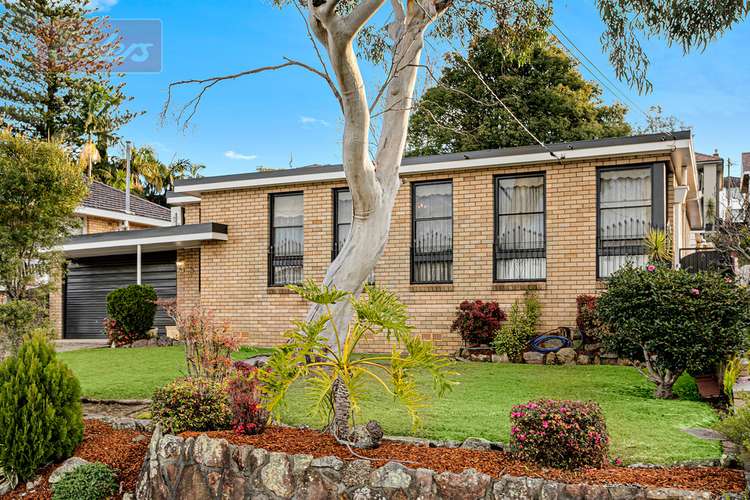 Second view of Homely house listing, 5 Tomah Place, Sylvania NSW 2224