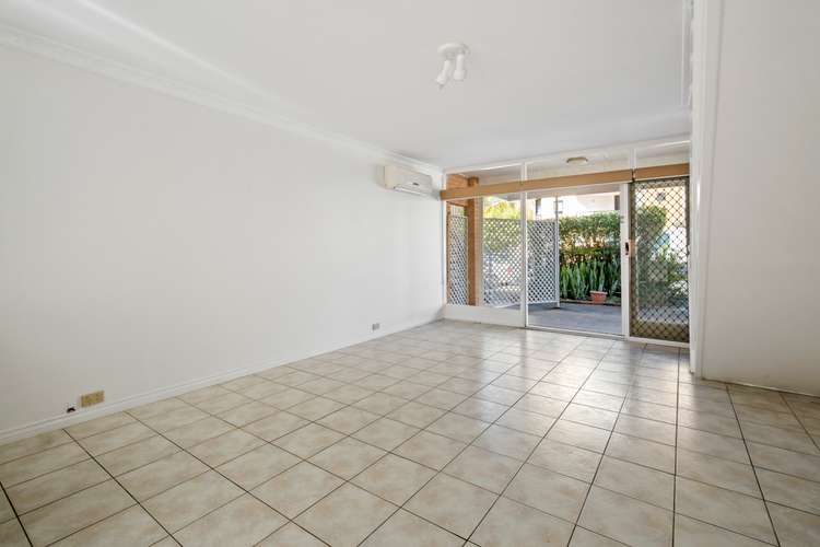 Second view of Homely unit listing, 3/162 Surf Parade, Broadbeach QLD 4218