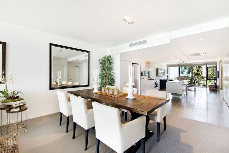 Main view of Homely apartment listing, 31404 Ephraim Island, Paradise Point QLD 4216