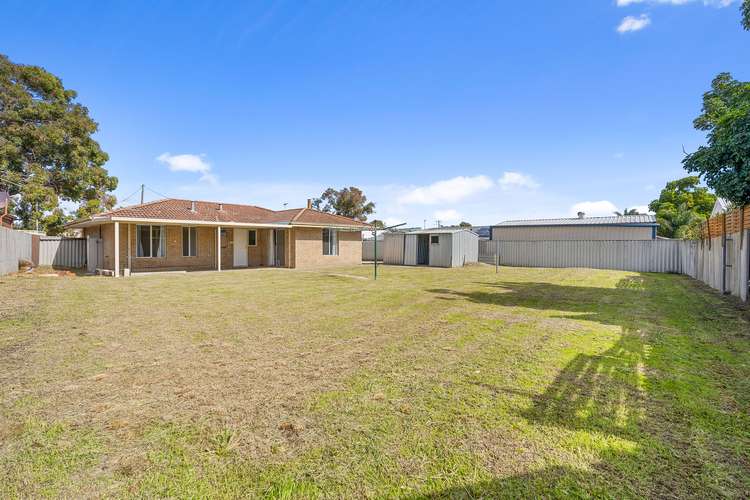 82 Ashburton Drive, Gosnells WA 6110