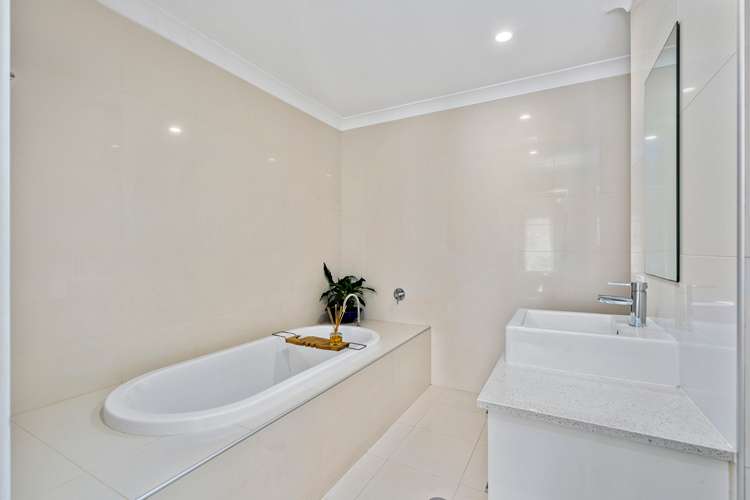 Seventh view of Homely semiDetached listing, 2/46 Heeb Street, Bundall QLD 4217
