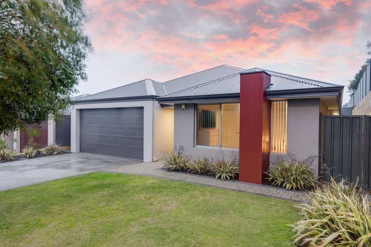 19 Annevoie Road, Landsdale WA 6065