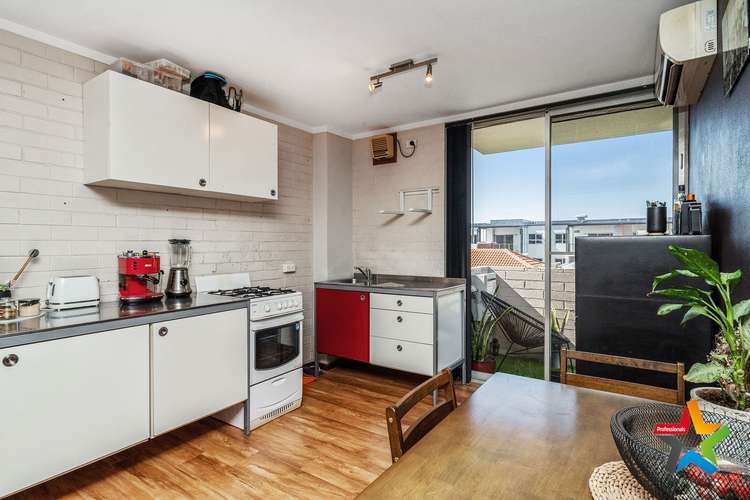 Main view of Homely unit listing, 20/12 Tenth Avenue, Maylands WA 6051