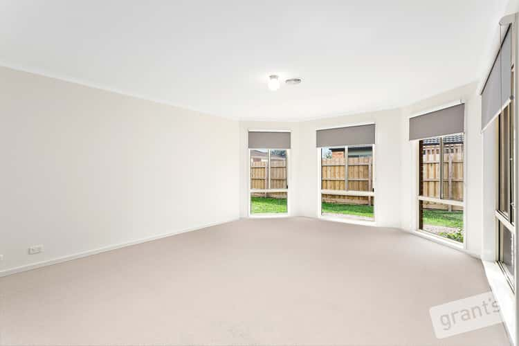 Sixth view of Homely house listing, 5 Kinsale View, Berwick VIC 3806