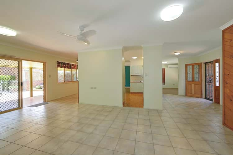 Sixth view of Homely house listing, 2 Forbes Court, Avoca QLD 4670