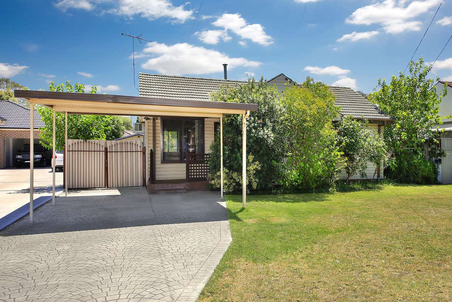 Main view of Homely house listing, 35 Guthega Crescent, Heckenberg NSW 2168