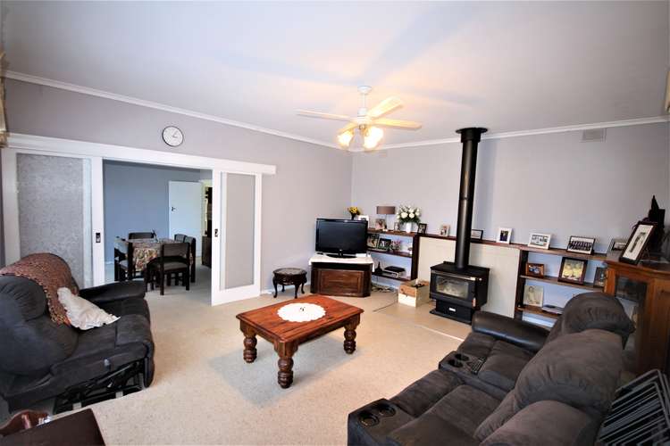 Fourth view of Homely house listing, 7 Dunn Street, Bordertown SA 5268