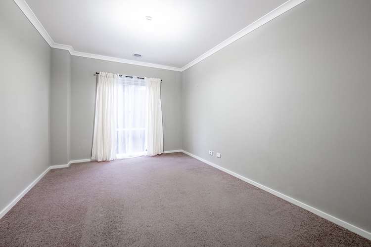 Fifth view of Homely house listing, 9 Artfield Street, Cranbourne East VIC 3977