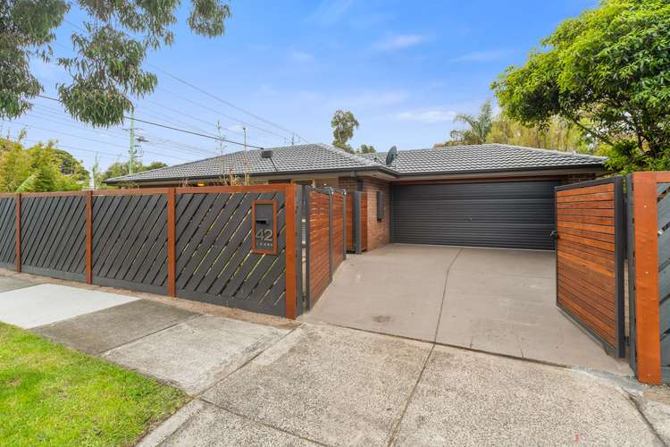 42 Lorna Street, Seaford VIC 3198