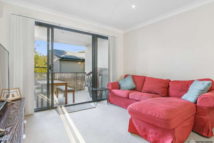 Second view of Homely townhouse listing, 15/8-18 Bailey Rd, Birkdale QLD 4159