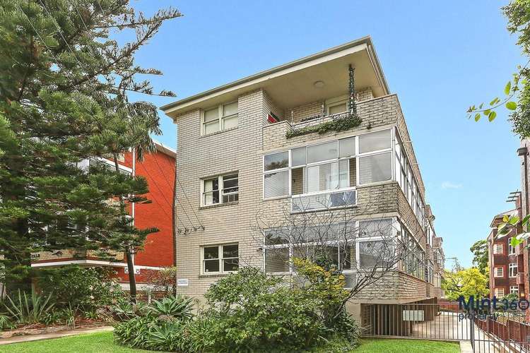 Main view of Homely unit listing, 2/4-6 Coogee Bay Road, Randwick NSW 2031