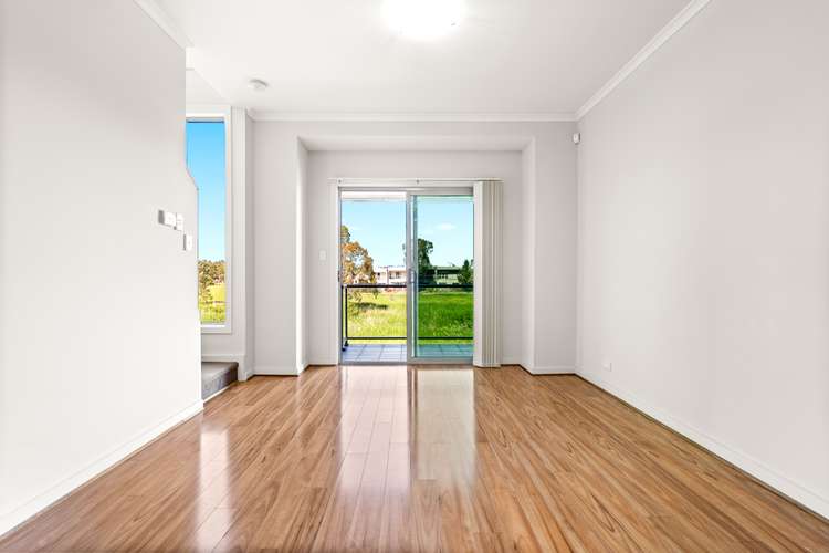 7/22 Euston Walk, Mawson Lakes SA 5095