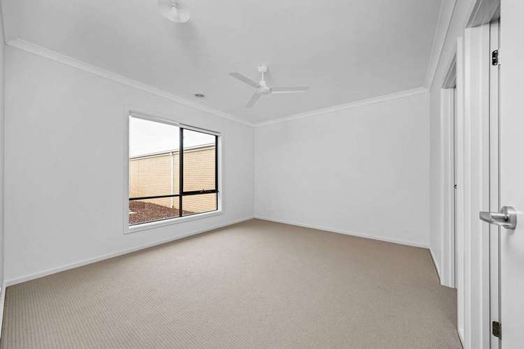 Sixth view of Homely house listing, 185 Wheelers Park Drive, Cranbourne North VIC 3977
