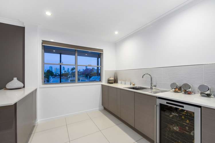 Seventh view of Homely house listing, 16 Monte Vista Court, Broadbeach Waters QLD 4218