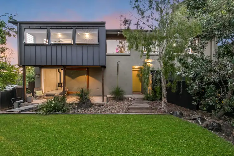 4 Aberfeldy Street