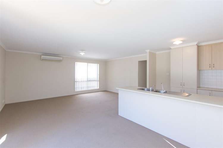 Fourth view of Homely house listing, 8 Kari Crescent, Huntfield Heights SA 5163