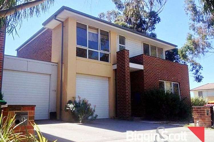 Main view of Homely townhouse listing, 7 Pebble Beach Place, Heatherton VIC 3202