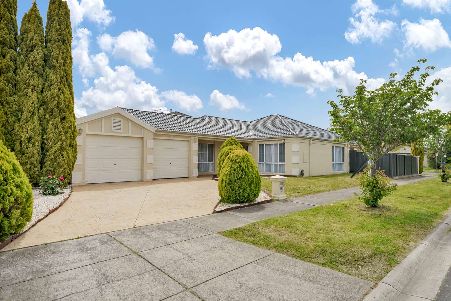 Main view of Homely house listing, 2 Feehan Crescent, Narre Warren South VIC 3805