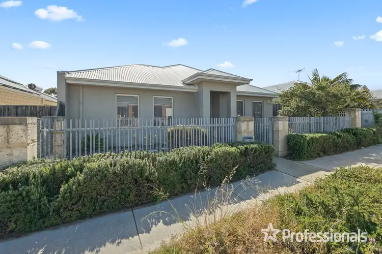 17 Whitecap Street