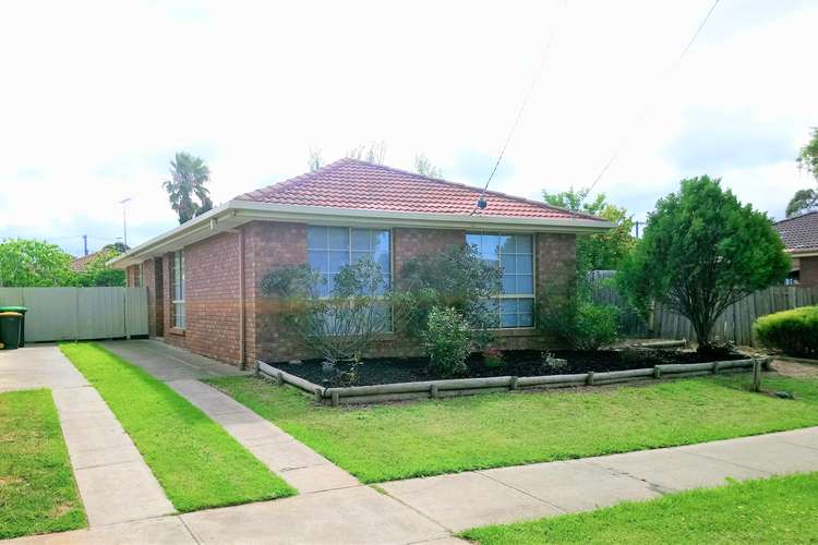 Main view of Homely house listing, 16 Lorikeet Court, Werribee VIC 3030