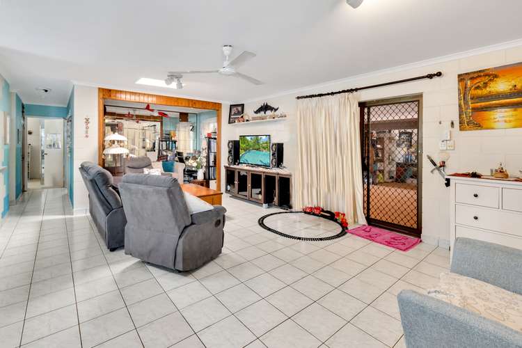 Sixth view of Homely house listing, 10 Carbeen Close, Holloways Beach QLD 4878