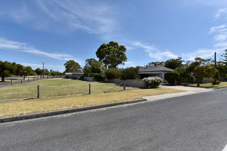 Third view of Homely house listing, 19 Banksia Street, Lucindale SA 5272