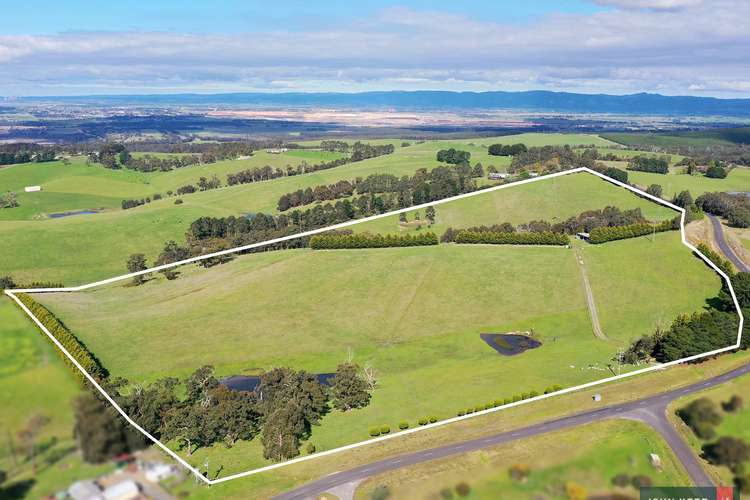 90 McGraths Track, Hernes Oak VIC 3825