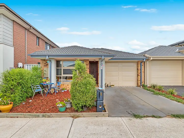 Main view of Homely house listing, 8 Romulus Crescent, Cranbourne West VIC 3977