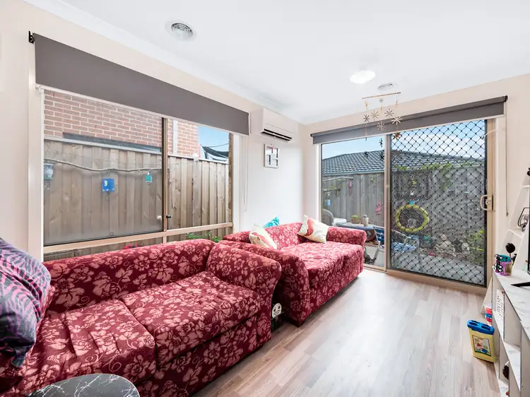 Sixth view of Homely house listing, 8 Romulus Crescent, Cranbourne West VIC 3977