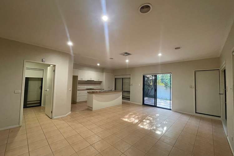 Fifth view of Homely house listing, 10 Finstall Close, Caroline Springs VIC 3023