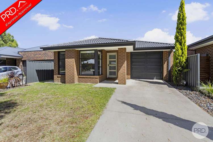 Second view of Homely house listing, 44 Yellowgum Drive, Epsom VIC 3551